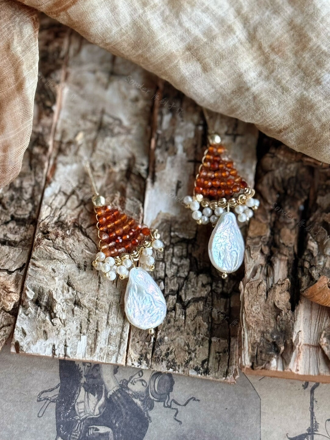 Mist Rose Agate Baroque Pearl Earrings