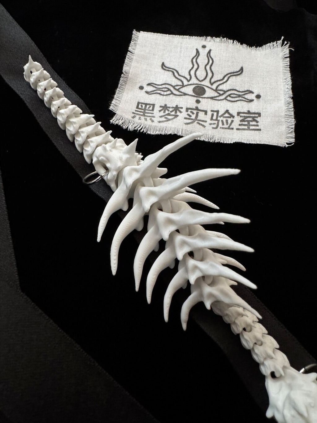 Vertebrae Hand Tie Necklace,Lumivault.
