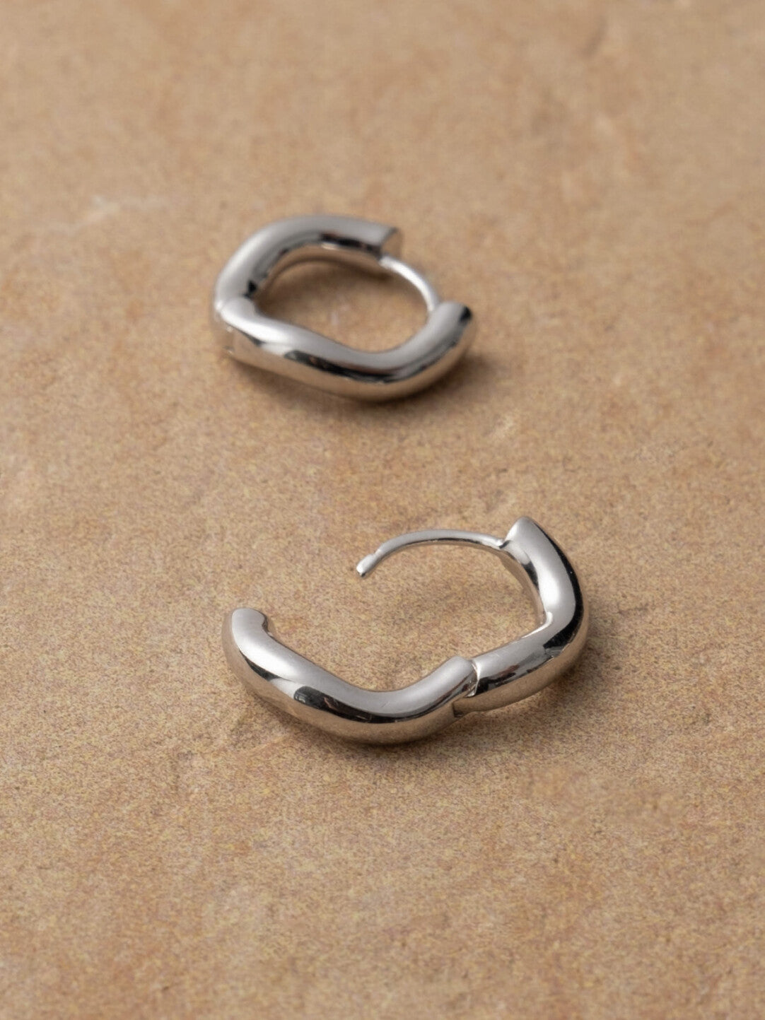 Simple Wave Silver Earrings,Lumivault.