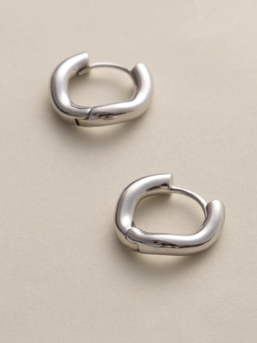 Simple Wave Silver Earrings,Lumivault.